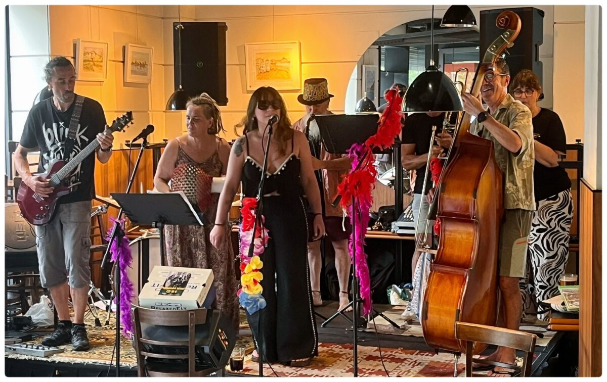 Peppermint Sextet 3